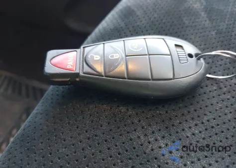 2013 Jeep Grand Cherokee Laredo из США, поврежденный, VIN 1C4RJFAG5DC609303